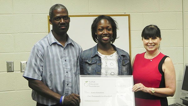 SEF awards scholarships - The Suffolk News-Herald | The Suffolk News-Herald