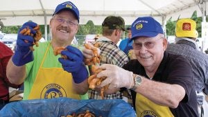 Fred Brinkley and Jesse Pruden of the Bethlehem Ruritan Club help out.